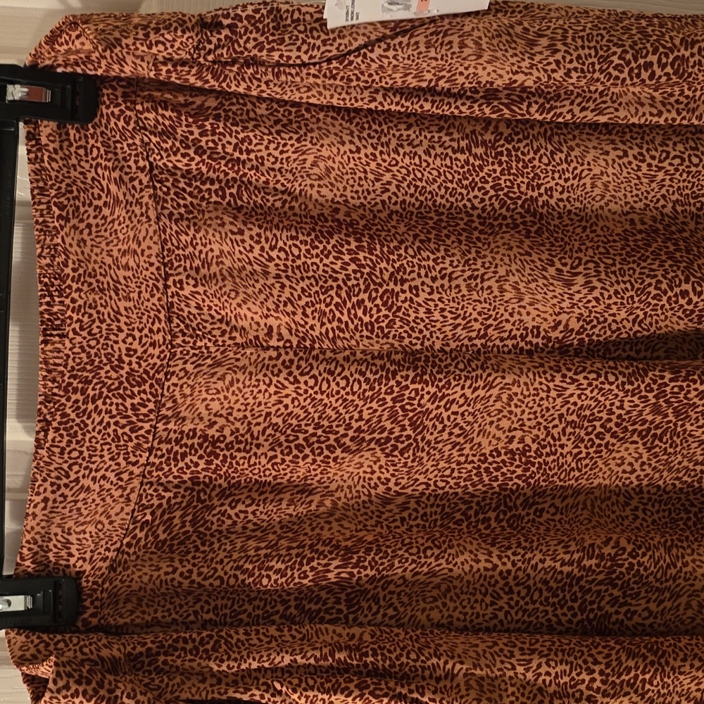 JESSICA SIMPSON BRAND WOMEN'S PLUS SIZE LEOPARD PRINT PANTS SIZE 2X - Picture 3 of 14